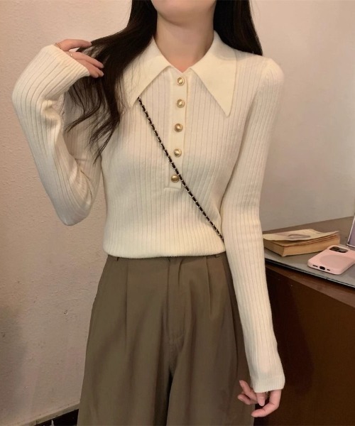 Beststore(ベストストア)の「大襟×金ボタンで上品に パワショル風 リブニット長袖ポロ(ニット/セーター・レディース・ホワイト/ブラック/ベージュ/アイボリー・FREE)」の13枚目の写真