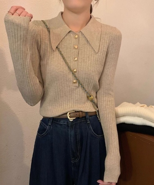 Beststore(ベストストア)の「大襟×金ボタンで上品に パワショル風 リブニット長袖ポロ(ニット/セーター・レディース・ホワイト/ブラック/ベージュ/アイボリー・FREE)」の22枚目の写真