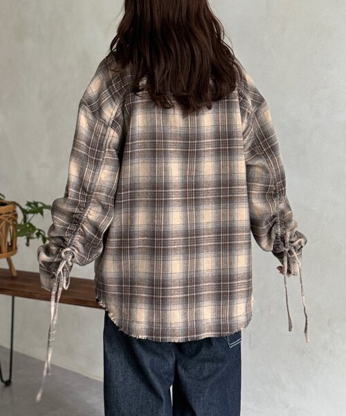 CPCM(シーピーシーエム)の「シャーリングフリンジチェックシャツ(シャツ/ブラウス・レディース・ネイビー/ブラウン/レッド・FREE)」の6枚目の写真