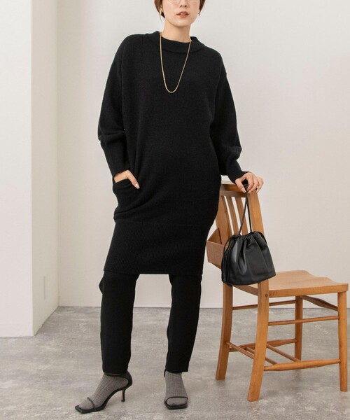 NOLLEY’S(ノーリーズ)の「【WEB限定】ワイドリブヘムロングニット(ニット/セーター・レディース・グレイッシュベージュ/グレー/ブラック・FREE)」の1枚目の写真