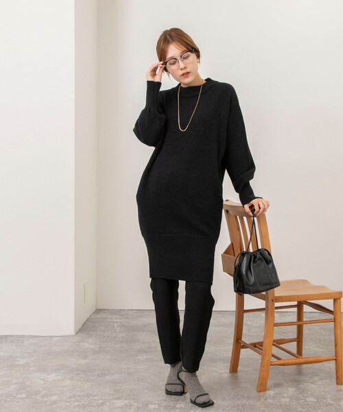 NOLLEY’S(ノーリーズ)の「【WEB限定】ワイドリブヘムロングニット(ニット/セーター・レディース・グレイッシュベージュ/グレー/ブラック・FREE)」の7枚目の写真