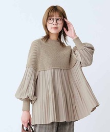 リブ　イン　コンフォート　上品に着映えする　落ち感プリーツ遣いのドッキングニットブラウス