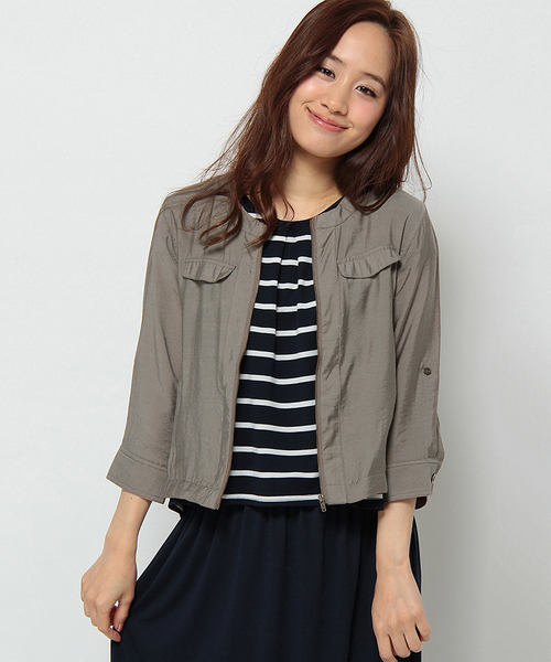 ikka(イッカ)の「7分袖ダブルポケットジップブルゾン(ブルゾン・レディース・オフホワイト/オリーブ/ベージュ・LARGE/MEDIUM)」の3枚目の写真