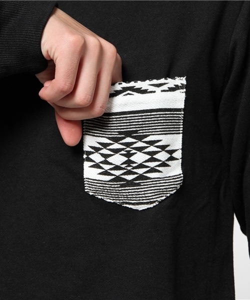 VENCEEXCHANGE（ヴァンスエクスチェンジ）の「ST裏毛ポケット裾切替パーカー       （パーカー・メンズ・オフホワイト/ブラック・MEDIUM/LARGE）」の7枚目の写真