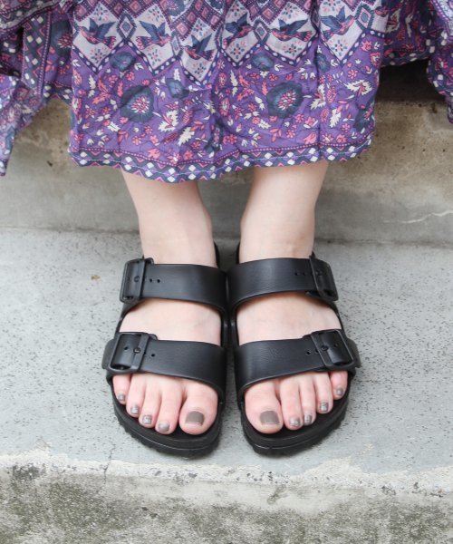 BIRKENSTOCK(ビルケンシュトック)の「【BIRKENSTOCK/ビルケンシュトック】ARIZONA EVA:サンダル#(サンダル・レディース・ホワイト/ブラック・38/37/36)」の9枚目の写真