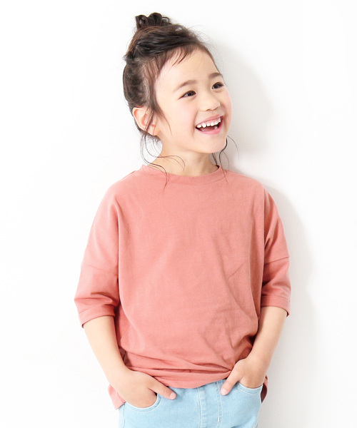 devirock（デビロック）の「ゆるっとTシャツ カットソー 半袖Tシャツ（Tシャツ/カットソー・キッズ・オフホワイト/ブラック/グリーン系その他/レッド系その他/スモークピンク・100cm/110cm/120cm/130cm/140cm/150cm/160cm）」の4枚目の写真