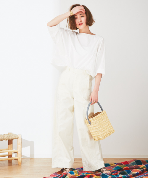 Abahouse Devinette（ドゥヴィネット）の「ハシゴレースプルオーバーシャツ（シャツ/ブラウス・レディース・ホワイト/ブラック/ターコイズブルー・FREE）」の15枚目の写真