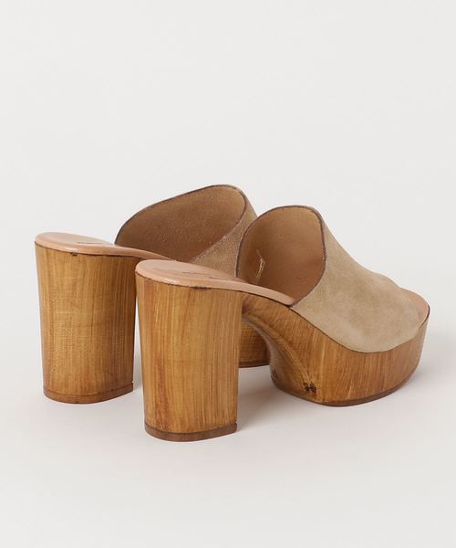 CIAOPANIC（チャオパニック）の「チャンキーカバーサンダル（サンダル・レディース・ベージュ/マスタード・37/38/36）」の4枚目の写真