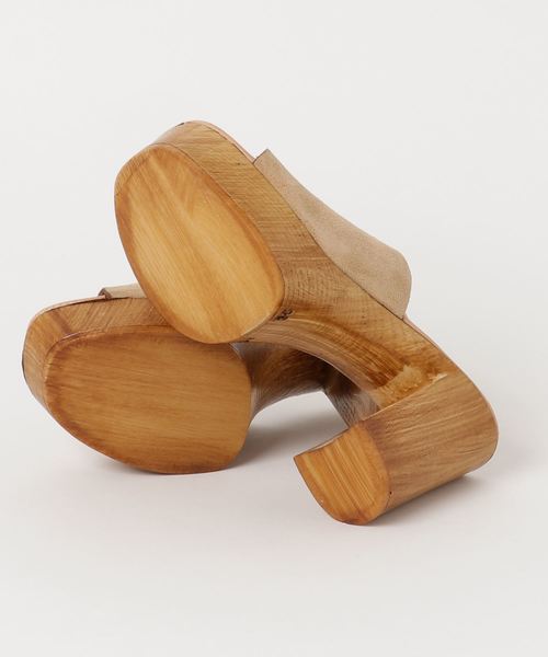 CIAOPANIC（チャオパニック）の「チャンキーカバーサンダル（サンダル・レディース・ベージュ/マスタード・37/38/36）」の5枚目の写真