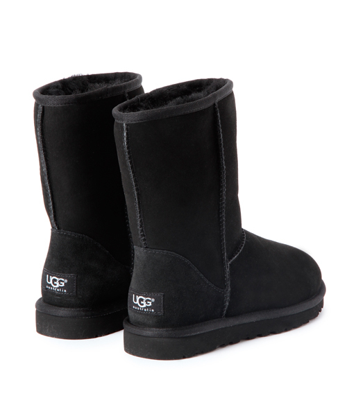 Ray BEAMS（レイビームス）の「UGG Australia / クラシックショート ブーツ（ブーツ・レディース・ブラック/ダークブラウン/ネイビー/ライトブラウン・7/5/8/6）」の7枚目の写真