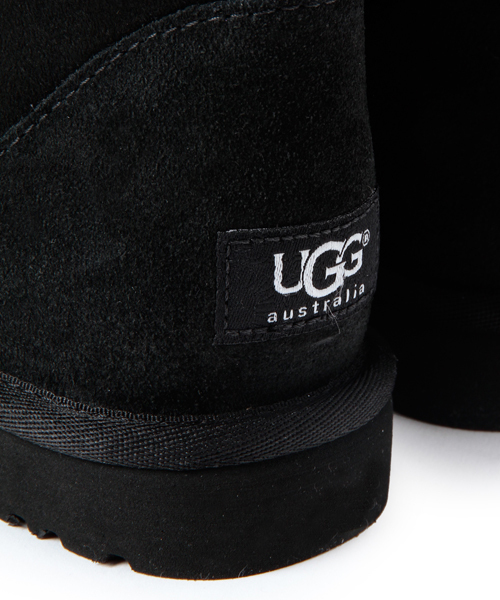 Ray BEAMS（レイビームス）の「UGG Australia / クラシックショート ブーツ（ブーツ・レディース・ブラック/ダークブラウン/ネイビー/ライトブラウン・7/5/8/6）」の9枚目の写真