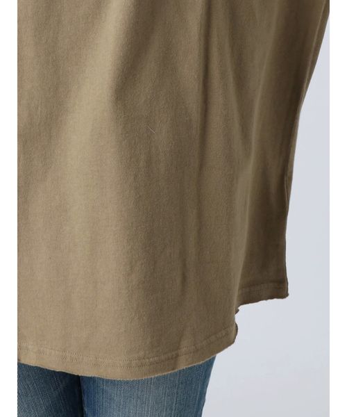 Ungrid(アングリッド)の「ナンバリングビッグロングスリーブTee(Tシャツ/カットソー・レディース・チャコールグレー/オフホワイト/オリーブ・FREE)」の21枚目の写真