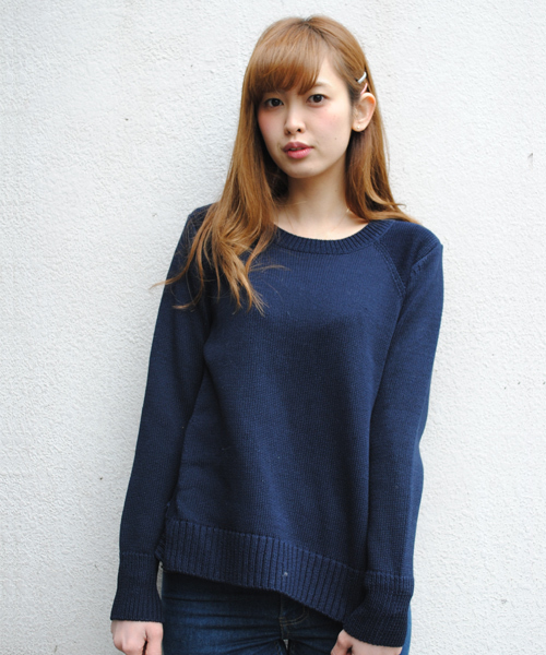 SILAS(サイラス)の「SLIT KNIT PULLOVER(ニット/セーター・レディース・イエロー/ネイビー・ONE SIZE)」の1枚目の写真