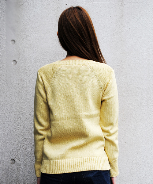 SILAS(サイラス)の「SLIT KNIT PULLOVER(ニット/セーター・レディース・イエロー/ネイビー・ONE SIZE)」の5枚目の写真