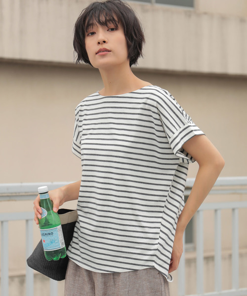 AMERICAN HOLIC(アメリカンホリック)の「バックタックカットプルオーバー*(Tシャツ/カットソー・レディース・ブラック/オフホワイト/ホワイト系その他4/ブルー系その他2・FREE)」の3枚目の写真