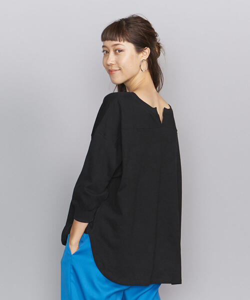 BEAUTY&YOUTH UNITED ARROWS（ビューティーアンドユースユナイテッドアローズ）の「BY コットンブークレ―バックV8分袖プルオーバーо（Tシャツ/カットソー・レディース・ブラック/オリーブ/ナチュラル・FREE）」の2枚目の写真