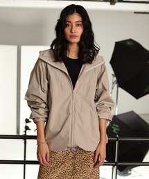 Whim Gazette�i�E�B���K�[�b�g�j�́u�yWEB����z�M���U�[�I�[�o�[�u���]���i�u���]���j�v