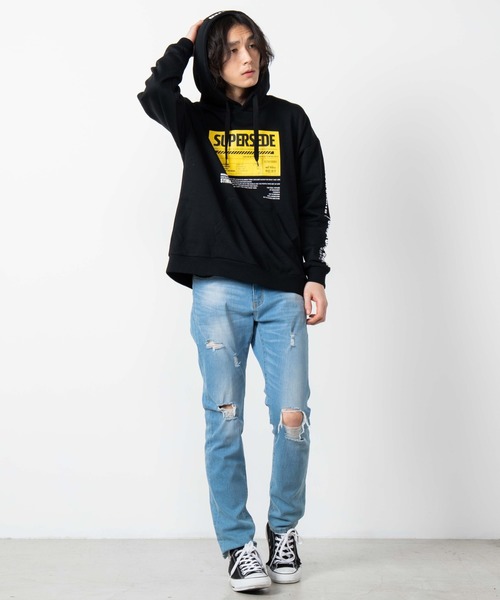 WEGO（ウィゴー）の「WEGO/ラベルロゴビッグシルエットプルパーカー（パーカー・メンズ・ブラック/オフホワイト・MEDIUM/LARGE）」の7枚目の写真