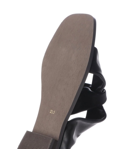 HIPS（ヒップス）の「ソフトトングサンダル（サンダル・レディース・ブラック/ブラウン/アイボリー/パイソン・S/M/L）」の21枚目の写真