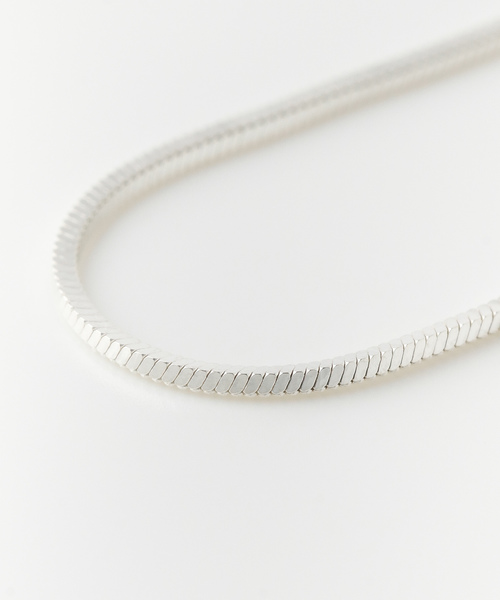 SMELLY（スメリー）の「silverスネークチェーンネックレス（ネックレス・レディース・シルバー・-）」の2枚目の写真