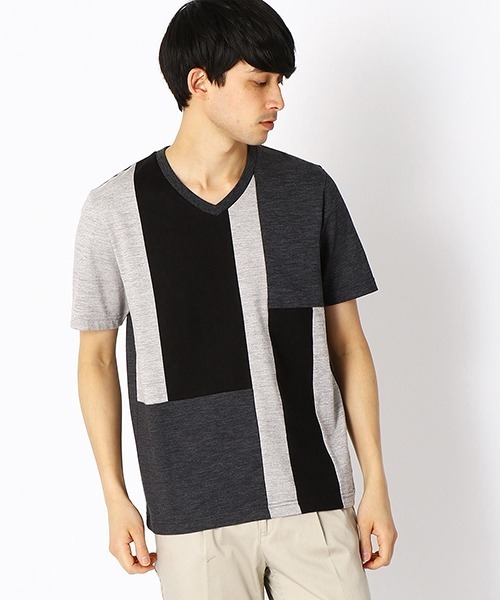 COMME CA ISM（コムサイズム）の「パネル 切り替え VネックTシャツ（Tシャツ/カットソー・メンズ・チャコール/ネイビー/ブラウン・MEDIUM/LARGE/X-LARGE）」の2枚目の写真