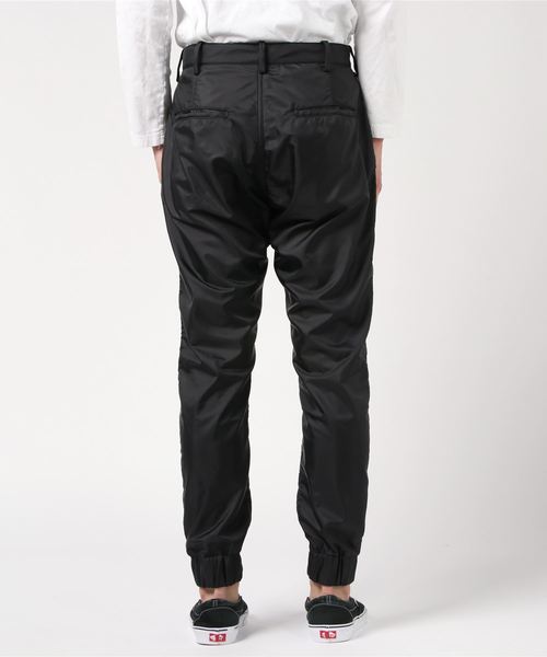 08sircus（ゼロエイトサーカス）の「【08sircus】ボンディングウォッシュタフタリブパンツ（その他パンツ・メンズ・ブラック・4/5）」の2枚目の写真