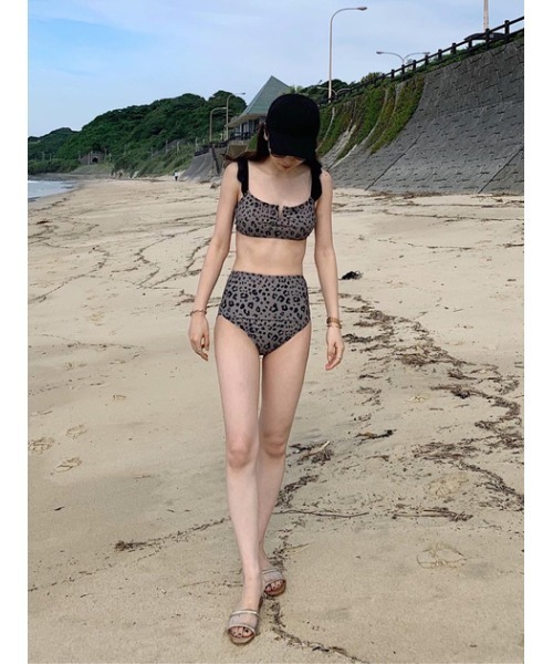 ドルチェ&ガッバーナ　水着　レオパード　ビキニ ドルチェ＆ガッバーナ D＆G ひかれ 水着 ビキニ レオパード ヒョウ柄