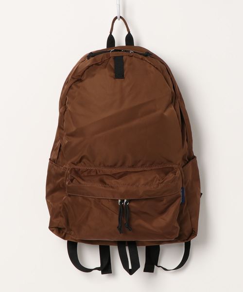FRUIT OF THE LOOM(フルーツオブザルーム)の「SD DAYPACK M(バックパック/リュック・レディース・ピンク/ネイビー/ブラウン/グリーン/グレー/ベージュ/ブラック・FREE)」の4枚目の写真