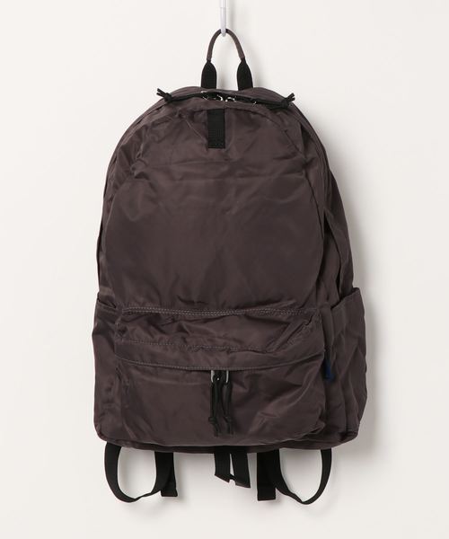 FRUIT OF THE LOOM(フルーツオブザルーム)の「SD DAYPACK M(バックパック/リュック・レディース・ピンク/ネイビー/ブラウン/グリーン/グレー/ベージュ/ブラック・FREE)」の3枚目の写真