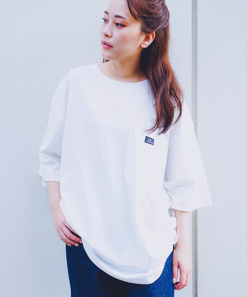 LB/S (エルビーエス)の「【C-17】ポケット付ビッグシルエットTシャツ ワンポイント 裾ラウンド型(Tシャツ/カットソー・レディース・ホワイト/ブラック/パープル/グレー・MEDIUM/LARGE)」の1枚目の写真