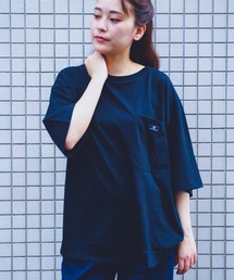 【C-17】ポケット付ビッグシルエットTシャツ ワンポイント 裾ラウンド型