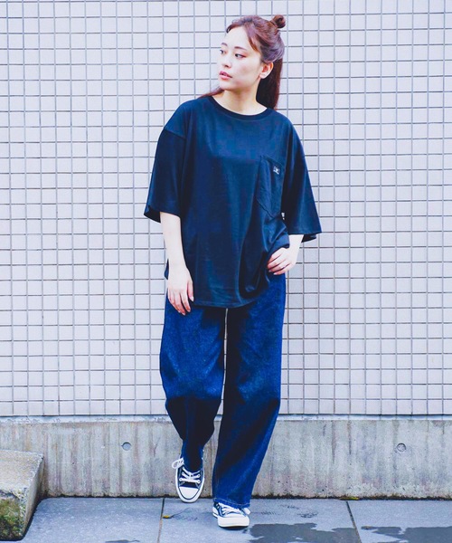 LB/S (エルビーエス)の「【C-17】ポケット付ビッグシルエットTシャツ ワンポイント 裾ラウンド型(Tシャツ/カットソー・レディース・ホワイト/ブラック/パープル/グレー・MEDIUM/LARGE)」の10枚目の写真