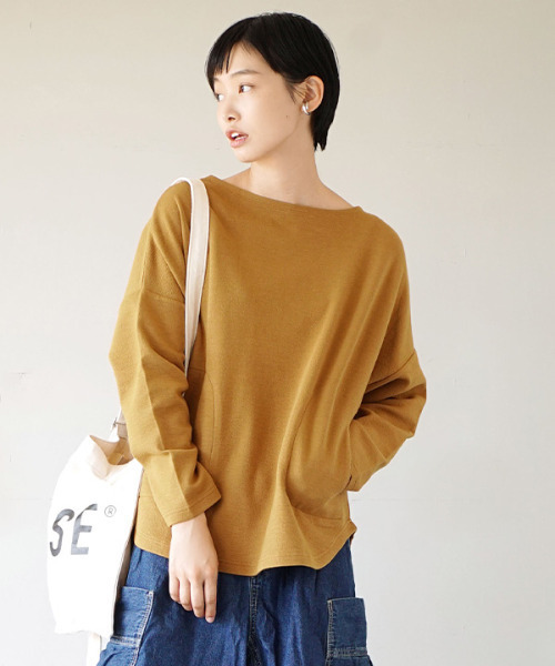 zootie(ズーティー)の「ふっくらカットソー ポケット付き ワイドプルオーバー(Tシャツ/カットソー・レディース・オフホワイト/チャコール/ブラック/ライトブルー/スモークピンク/マスタード/グリーン系その他/グリーン/ベージュ/ライム/ライトグレー/ホワイト/ネイビー/グレイッシュブルー/モカ/ラベンダー/オレンジ/ブラウン系その他/イエロー系その他/ワインレッド・フリー)」の16枚目の写真