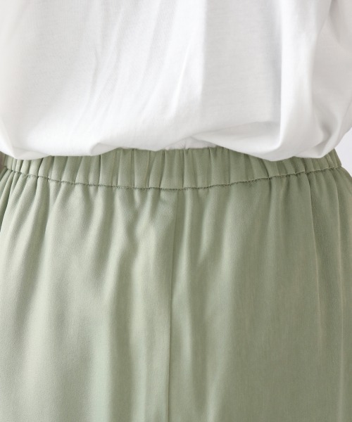 LOWRYS FARM（ローリーズファーム）の「ｒｅｌａｘパウダーサテンパンツ　918298（その他パンツ・レディース・グリーン/ブルー/アイボリー/ブラウン/ゼブラ・FREE）」の12枚目の写真