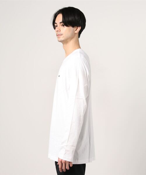 TOMMY HILFIGER(トミーヒルフィガー)の「【TOMMY HILFIGER/トミーヒルフィガー】ワンポイント ロングスリーブTシャツ(Tシャツ/カットソー・メンズ・ブラック/ホワイト・S/M/L/XL)」の13枚目の写真