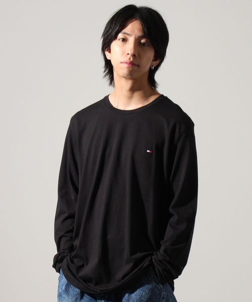 TOMMY HILFIGER(トミーヒルフィガー)の「【TOMMY HILFIGER/トミーヒルフィガー】ワンポイント ロングスリーブTシャツ(Tシャツ/カットソー・メンズ・ブラック/ホワイト・S/M/L/XL)」の6枚目の写真