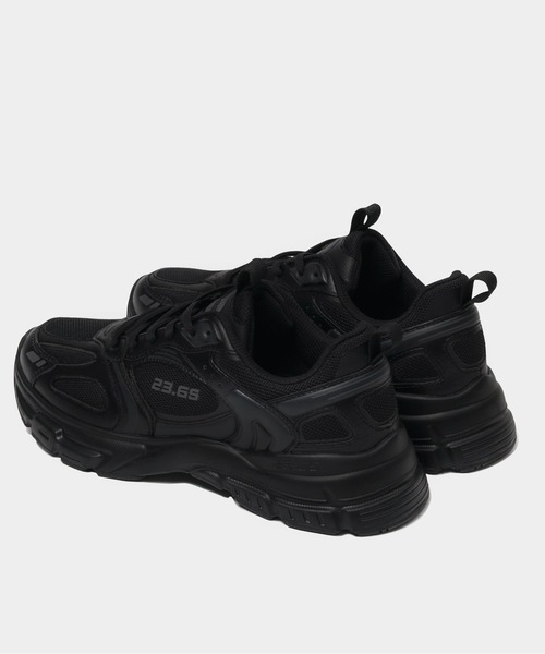 23.65(イーシプサムチョンユクオ)の「【23.65/イーシプサムチョンユクオ】PIPER スニーカー(スニーカー・メンズ・ブラック/ホワイト・23cm/25cm/26cm/24cm/28cm/27cm)」の16枚目の写真