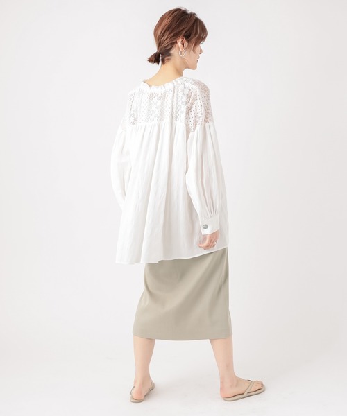 RIVE DROITE（リヴドロワ）の「女性らしく着映える　レース切替ドロストスモックブラウス（シャツ/ブラウス・レディース・オフホワイト/ブラック・FREE）」の13枚目の写真