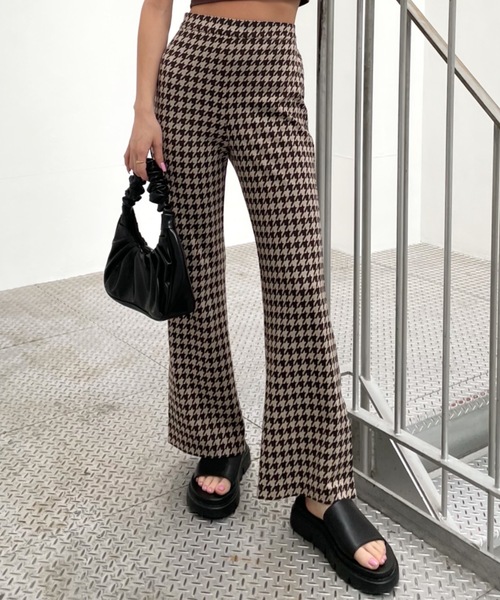 SHAGGIE(シャギー)の「千鳥チェックフレアパンツ(その他パンツ・レディース・ブラウン・FREE)」の15枚目の写真