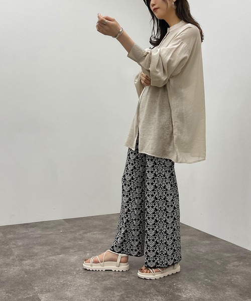 apres jour mignon（アプレジュールミニョン）の「シアー袖ボリュームバンドカラーシャツ【ZOZOTOWN限定アイテム】（シャツ/ブラウス・レディース・オフホワイト/パープル/ライトベージュ/グリーン系その他/アイボリー/ブラック/ダークグリーン/オレンジ/バイオレット・フリー/X-LARGE）」の18枚目の写真