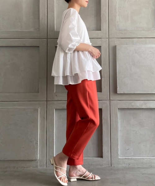 moment+（モーメントプラス）の「T/Cブロード アシメギャザーフリルブラウス（七分袖.ギャザープリーツ）（シャツ/ブラウス・レディース・ベージュ/オフホワイト/ブラック・M/L）」の7枚目の写真