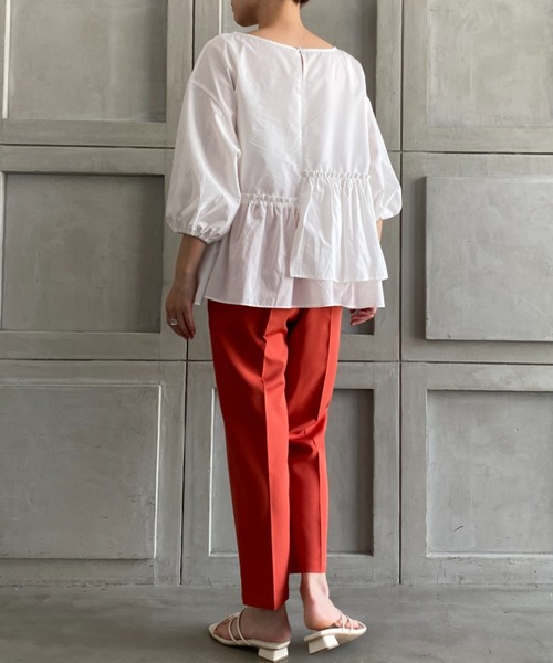 moment+（モーメントプラス）の「T/Cブロード アシメギャザーフリルブラウス（七分袖.ギャザープリーツ）（シャツ/ブラウス・レディース・ベージュ/オフホワイト/ブラック・M/L）」の8枚目の写真