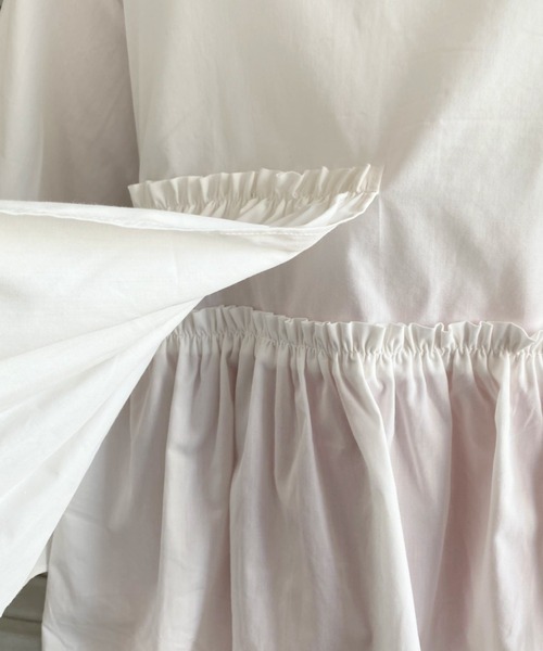 moment+（モーメントプラス）の「T/Cブロード アシメギャザーフリルブラウス（七分袖.ギャザープリーツ）（シャツ/ブラウス・レディース・ベージュ/オフホワイト/ブラック・M/L）」の10枚目の写真