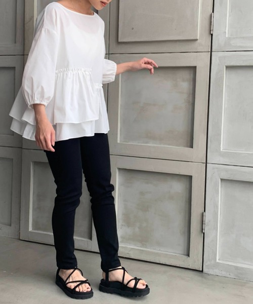 moment+（モーメントプラス）の「T/Cブロード アシメギャザーフリルブラウス（七分袖.ギャザープリーツ）（シャツ/ブラウス・レディース・ベージュ/オフホワイト/ブラック・M/L）」の22枚目の写真