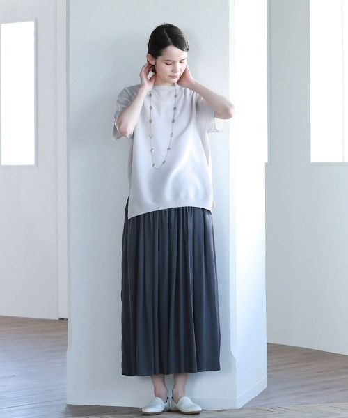 Pao de lo(パオデロ)の「GIMA BOUCLE プルオーバ―(ニット/セーター・レディース・グリーン/ブラック/グレー・9号/7号)」の14枚目の写真