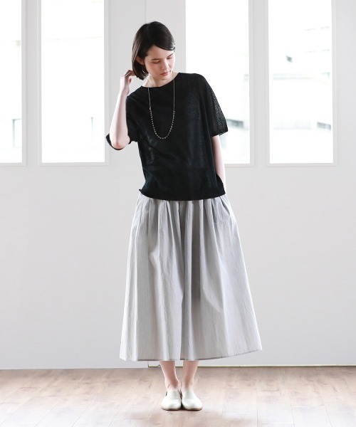 Pao de lo(パオデロ)の「GIMA BOUCLE プルオーバ―(ニット/セーター・レディース・グリーン/ブラック/グレー・9号/7号)」の18枚目の写真