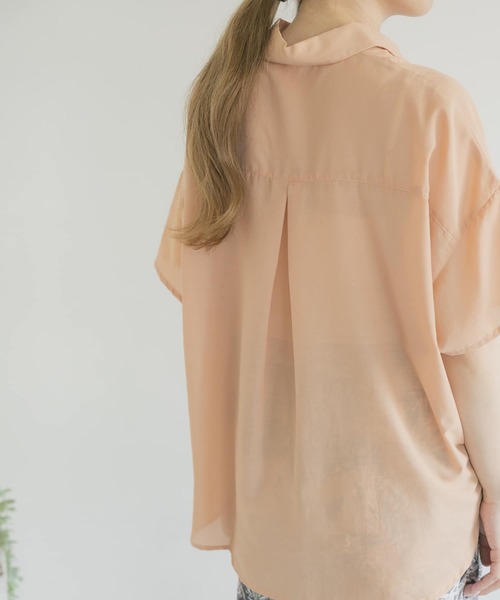 ITEMS URBANRESEARCH（アイテムズ アーバンリサーチ）の「シアーハンソデシャツ（シャツ/ブラウス・レディース・オレンジ/オフホワイト/グレー・FREE）」の20枚目の写真