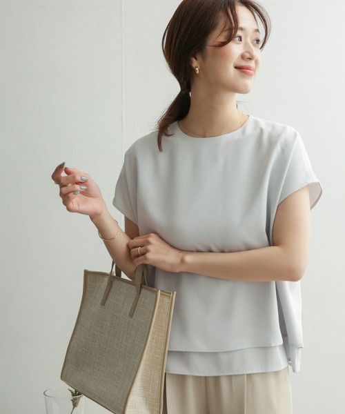 URBAN RESEARCH DOORS（アーバンリサーチドアーズ）の「レイヤードフレンチスリーブブラウス（シャツ/ブラウス・レディース・ネイビー/ブルー系その他/グレー系その他・ONE）」の5枚目の写真