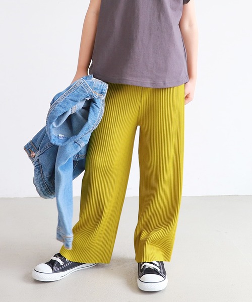 coca(coca)(コカ)の「キッズ カットオフ細リブワイドパンツ(その他パンツ・キッズ・グレー系その他/グリーン/ライトブルー/イエロー/ブラック/マスタード/ピンク系その他/ブラウン/カーキ/グレイッシュベージュ/ブルー/アイボリー/チャコールグレー・100/110/120/130)」の12枚目の写真