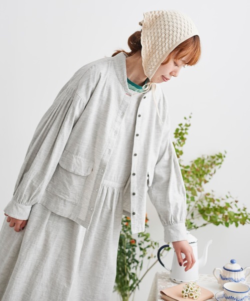 chambre de charme（シャンブルドゥシャーム）の「cdc ミジンコール　BOOKポケットブラウス（シャツ/ブラウス・レディース・ライトグレー/カーキ・FREE）」の21枚目の写真